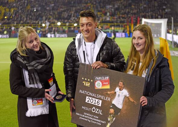 Football, Germany - England, Mesut Özil honoured as national player of the year