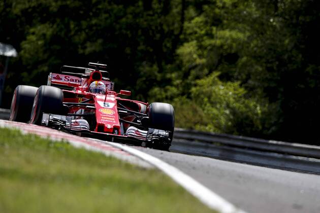 Formula 1, Hungarian GP, Sebastian Vettel takes pole with track record