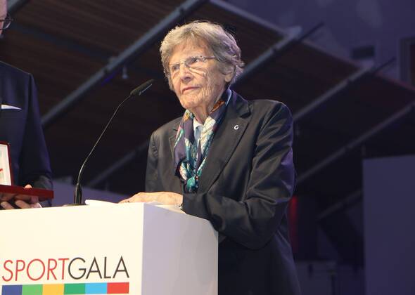 Athletics, Ilse Bechthold died
