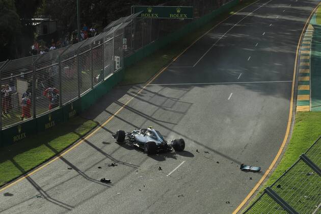 Formula 1, Australian GP, Bottas crashes in qualifying