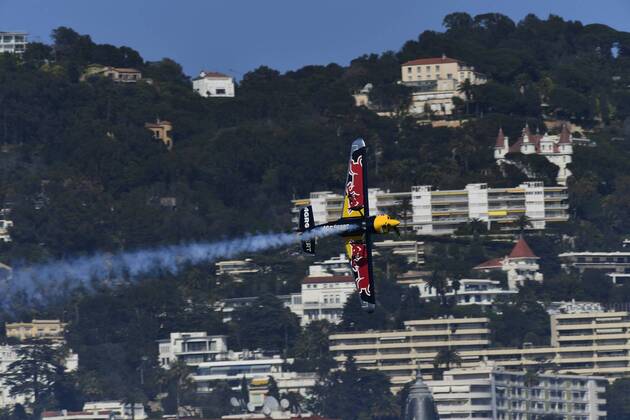 Red Bull Air Race in Cannes