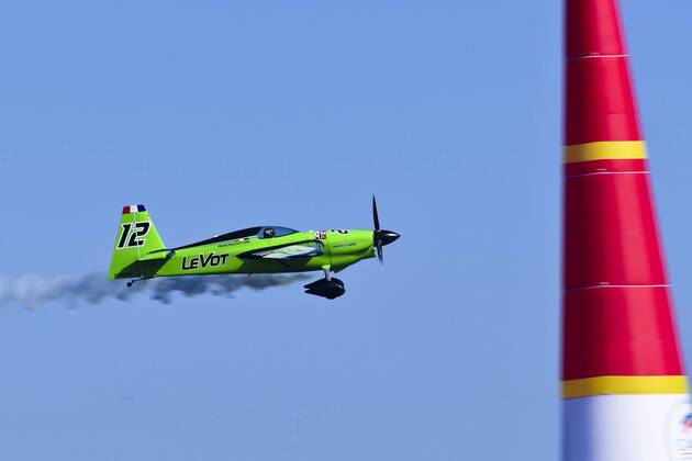 Red Bull Air Race in Cannes