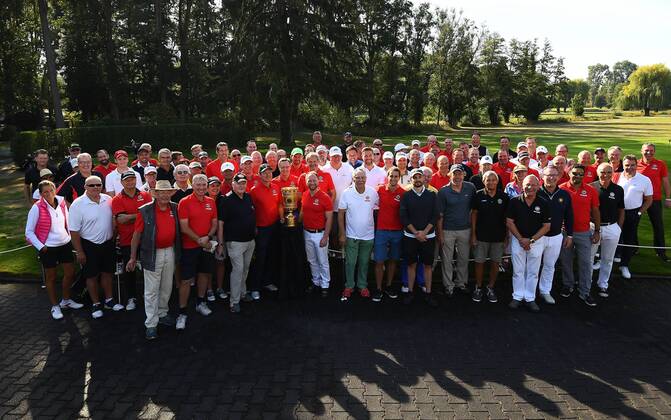 Football, Eintracht Frankfurt Golf Open