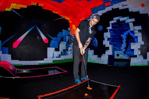 DEL, Nuremberg Ice Tigers at Fanaktion WirFans Black Light Mini Golf