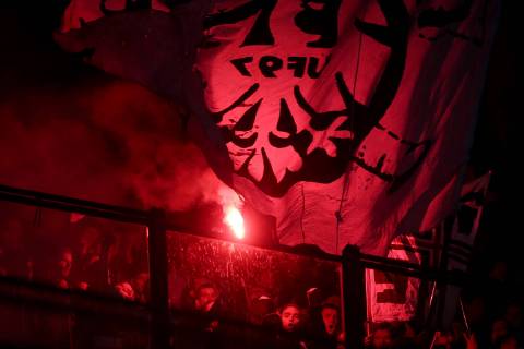 Football, EL, Eintracht Frankfurt threatened with fan exclusion for pyrotechnics