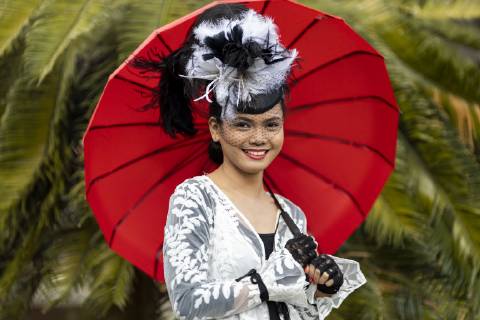 Gallop, Fashion on the Field Competition at Stradbroke Day in Brisbane