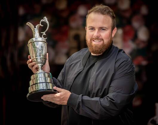 Golf, Shane Lowry presents trophy of the Open Championship in Portrush