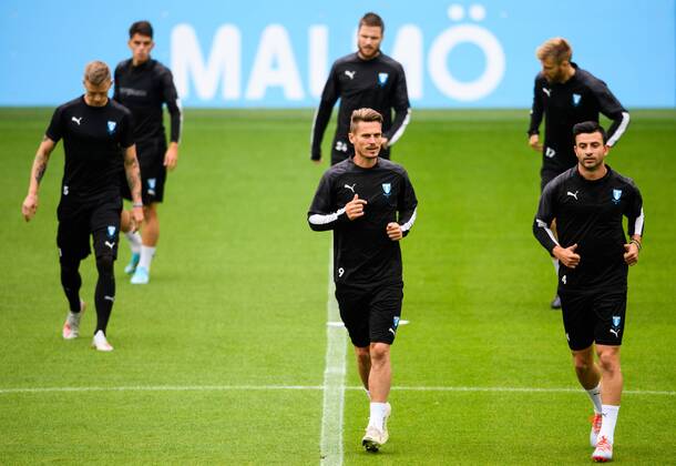 Football, EL Quali, Malmö FF Training and Press Conference