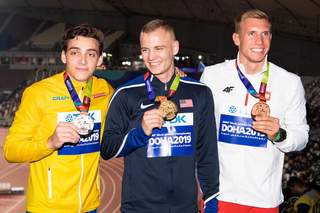 Leichtathletik WM in Doha, Stabhochsprung Herren, Siegerehrung