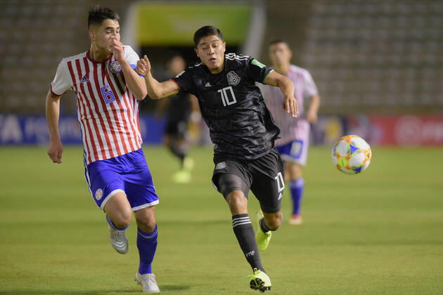 Football, U17 World Cup, Paraguay - Mexico