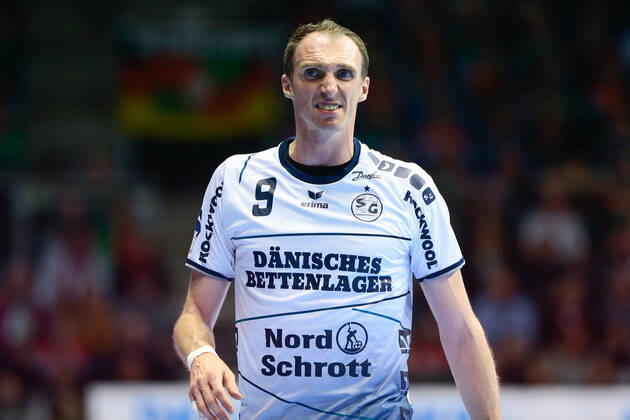Handball, Holger Glandorf, early end of career due to season break