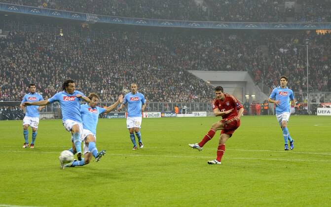 Fußball, Champions League, Bayern München - SSC Neapel 3:2