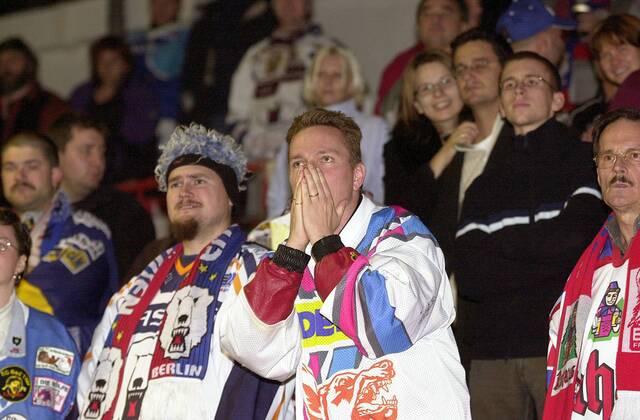 Ice hockey, DEL, EHC Wölfe Freiburg - EHC Eisbären Berlin 4:5