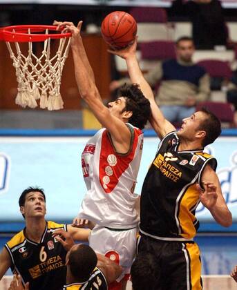 Basketball, FIBA Euro League, Ülker Istanbul - AEK Athens 75:69