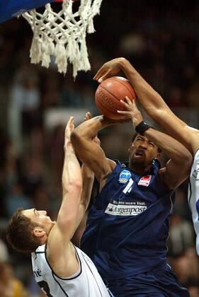 Basketball, BBL, Bayer Giants Leverkusen - ALBA Berlin 91:88