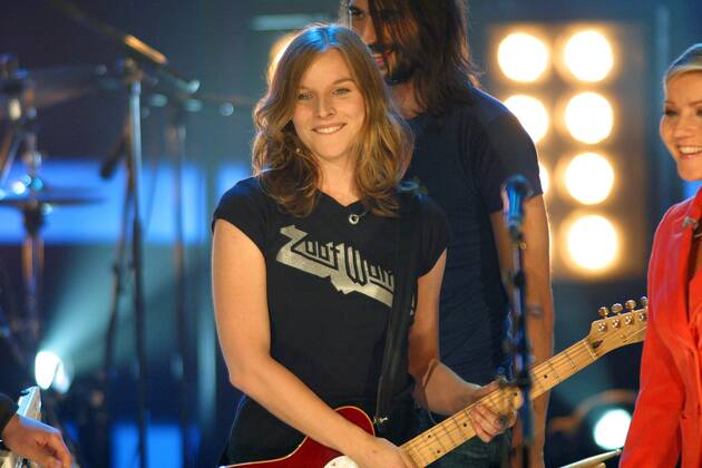 Sängerin Judith Holofernes (GER Wir sind Helden) anlässlich der TV-Sendung -Pop 2003- in Berlin