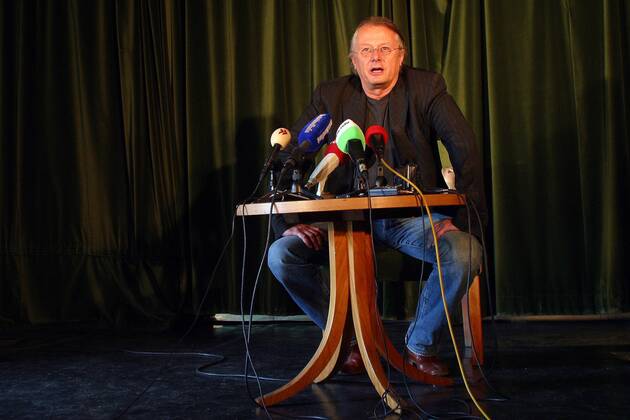Frank Castorf (GER Intendant Berliner Volksbühne) anlässlich der Pressekonferenz zur Bekanntgabe seiner Entlassung als künstlerischer Leiter der Ruhrfestspiele in Berlin