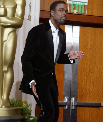 Schauspieler Chris Rock (USA) albert herum anlässlich der 77. Academy Awards in Los Angeles -  (lap20050227228)