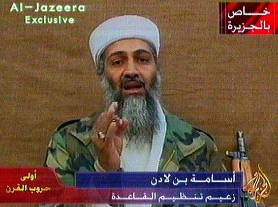 IMAGO History, Anschläge vom 11. September aus New York und Washington D.C 20 Jahre Anschläge vom 11. September: Täter und Hintermänner Osama Bin Laden (KSA) in der Veröffentlichung des Videos durch Al-Jazeera TV  gaz2001110501