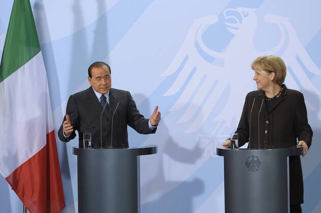 Ministerpräsident Silvio Berlusconi (Italien) und Bundeskanzlerin Angela Merkel (Deutschland CDU) während einer Pressekonferenz in Berlin