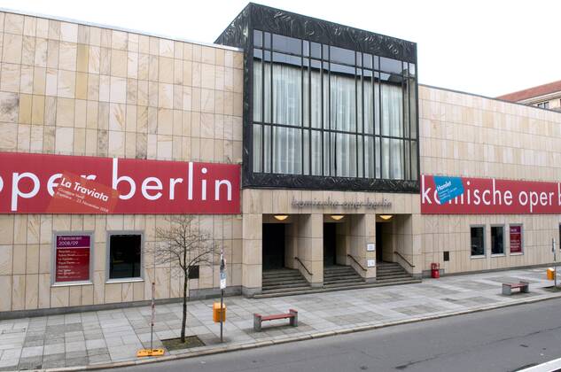 Komische Oper und Opernhaus, Berlin, Deutschland, Europa ibldwh01356190
