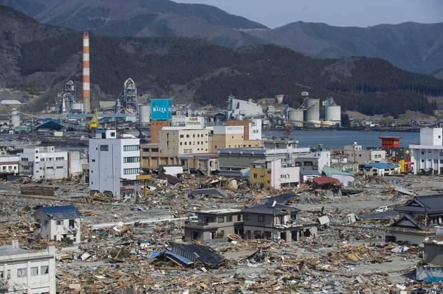 (110314) -- OFUNATO, March 14, 2011 (Xinhua) -- Photo taken on March 14, 2011 shows the ruins in Ofunato city of Japan s northeastern Iwate Prefecture. (Xinhua Lui Siu Wai) (zyw) JAPAN-OFUNATO-QUAKE