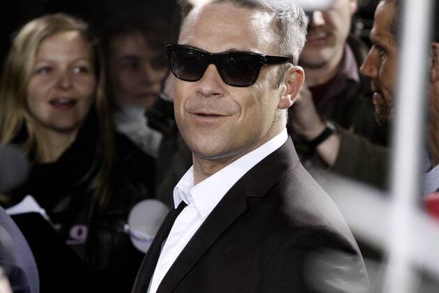 Robbie Williams (Take That) - Echo Award Preisverleihung 2011, Messegelände Berlin-Charlottenburg