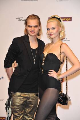 Wilson Gonzalez Ochsenknecht mit seiner Freundin Bonnie Strange bei der Verleihung vom Musikpreis Echo in Berlin am 24.03.2011 Echo Verleihung 2011 