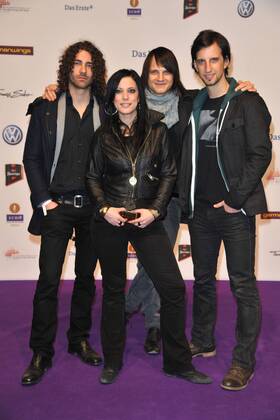 Die Band Silbermond - L-R: Andreas Nowak, Sängerin Stefanie Kloß, Johannes Stolle und Thomas Stolle bei der Verleihung vom Musikpreis Echo in Berlin am 24.03.2011 Echo Verleihung 2011 