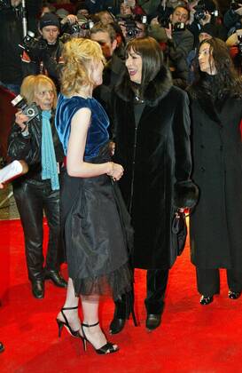55. Internationale Filmfestspiele Berlin 55th Berlin Film Festival (Berlinale), Tag 7 Erika Rabau, Cate Blanchett, Anjelica Huston