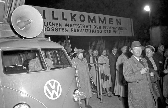 1. Internationale Filmfestspiele Berlin 1st Berlin Film Festival (Berlinale), 06.-17. Juni 1951 Waldbühne Eingang