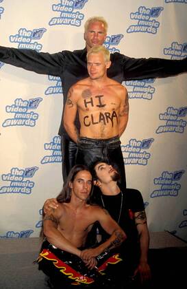 Jan. 3, 2011 - New York, New York, U.S. - K2504JBB.MTV VIDEO MUSIC AWARDS 1995 NOMINEES.RED HOT CHILI PEPPERS. PHOTOS New York U.S.  - ZUMAba9