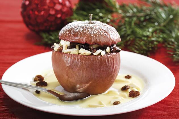 Baked apple with vanilla ice cream  06564CS-U