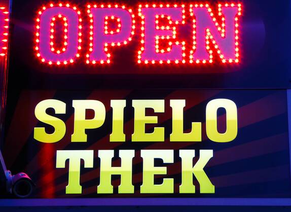 Spielothek Open Glücksspiel Spielsucht Geldwäsche Berlin