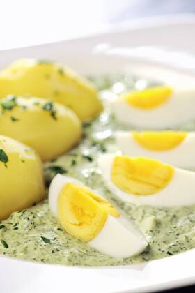 Plate of Frankfurt green sauce with boiled potatoes and egg, close-up  IPF000091