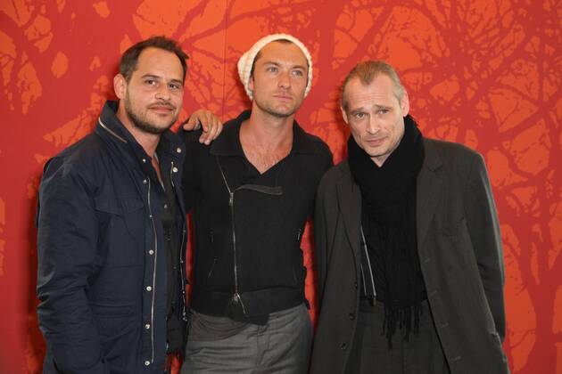 Fotocall für den Dreh von 360 mit Jude LAW Wien, 26. 04. 2011 Moritz BLEIBTREU, Jude LAW, Johannes KRISCH