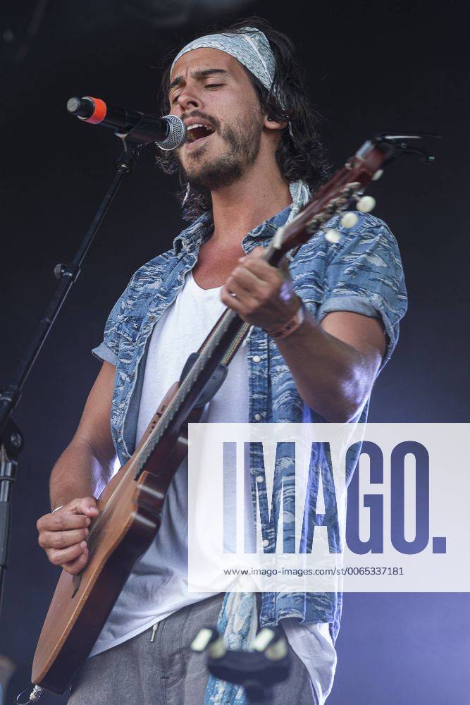 Ronquieres 02 August 15 Frero Delavega At The Ronquieres Festival Frero Delavega Ambiance Au Ronquier