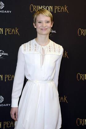 Mia Wasikowska bei Photocall zu Crimson Peak im Regent Hotel. Berlin, 30.09.2015 Foto:xFredericx xFuturexImage