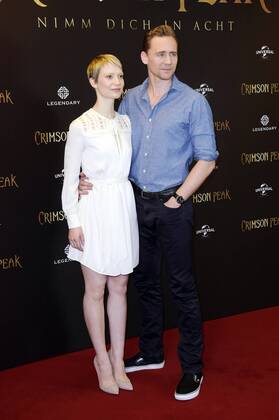 Mia Wasikowska und Tom Hiddleston bei Photocall zu Crimson Peak im Regent Hotel. Berlin, 30.09.2015 Foto:xFredericx xFuturexImage