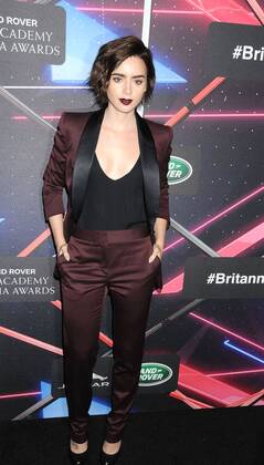 Oct. 30, 2015 - Beverly Hills, California, United States - Oct 30, 2015 - Los Angeles California USA - Actress LILY COLLINS at the 2015 Jaguar Land Rover British Academy Britannia Awards - BAFTA, Los Angeles Premiere held at the Beverly Hilton Hotel. Beverly Hills United States - ZUMAf05_