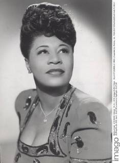 IMAGO ICONS: Ella Fitzgerald ELLA FITZGERALD 1950 s.Supplied by Photos, inc. - ZUMAg49