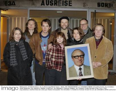 Berlin, SET-PRESSETERMIN von VORWÄRTS IMMER mit Josefine Preuß, Jörg Schüttauf, Jacob Matschenz, Marc Benjamin, Stephan Grossmann, die Regisseurin Franziska Meletzky, der Produzent Philipp Weinges (Crazy Film)., Foto: Jörg Schüttauf, Josefine Preuß