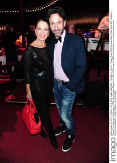 Deutscher Musical Theater Preis 2015 Daniela Ziegler, Falk-Willy Wild Deutscher Musical Theaterpreis Verleihung im TIPI in Berlin, roter Teppich am 26.10.2015