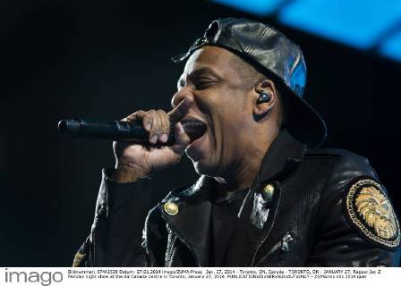 Jan. 27, 2014 - Toronto, ON, Canada - TORONTO, ON - JANUARY 27: Rapper Jay Z Monday night show at the Air Canada Centre in Toronto, January 27, 2014. - ZUMArms