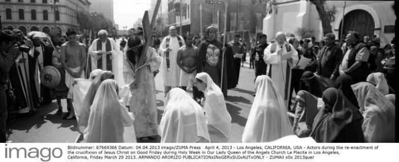 April 4, 2013 - Los Angeles, CALIFORNIA, USA - Actors during the re-enactment of the crucifixion of Jesus Christ on Good Friday during Holy Week in Our Lady Queen of the Angels Church La Placita in Los Angeles, California, Friday March 29 2013..ARMANDO ARORIZO  - ZUMAil