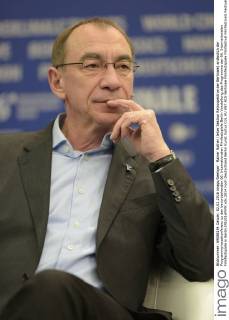 Rainer Rother (leiter Sektion Retrospektive der Berlinale) anlässlich der Programmpressekonferenz zu den bevorstehenden 66. Internationalen Filmfestspiele Berlin Vorstellung des Programms der 66. Internationalen Filmfestspiele in Berlin IFB2016PrPK