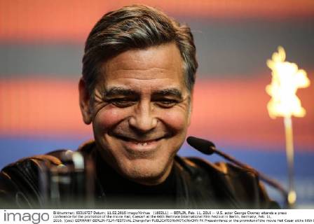 (160211) -- BERLIN, Feb. 11, 2016 -- U.S. actor George Clooney attends a press conference for the promotion of the movie Hail, Caesar! at the 66th Berlinale International Film Festival in Berlin, Germany, Feb. 11, 2016. )(zcc) GERMANY-BERLIN-FILM-FESTIVAL ZhangxFan 
