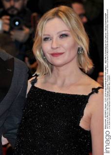 66th Berlin International Film Festival. Festival Internazionale del Cinema di Berlino. Red Carpet film Midnight Special . Pictured: Kirsten Dunst (Chanel)  CamillaxMorandi