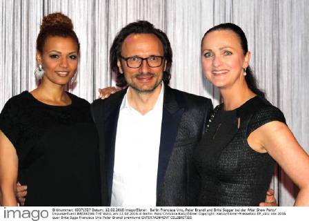 Berlin Francisca Urio, Peter Brandl und Brita Segger bei der After Show Party Impulse-Event BREAKING THE WALL am 12.02.2016 in Berlin. Foto:Christina Katz Eibner Copyright: Katzx Eibner-Pressefoto EP_cktz
