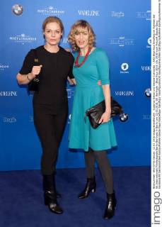 Susanna Simon und Gesine Cukrowski - ARD Blue Hour Empfang im Rahmen der 66.Internationale Filmfestspiele Berlin Berlinale in Berlin am 12.02.2016. 66. Berlinale - Blue Hour 2016
